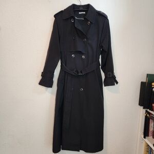 Vintage Cambridge Classic Black Trench Coat with Zip Out Lining, Size Unkown